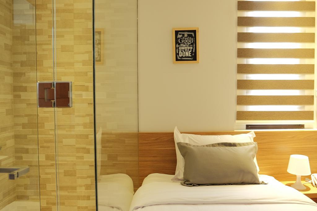Flat06.Tendean Jakarta Exteriör bild